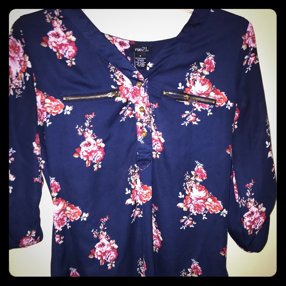 Rue21 Floral Navy Blue Half Sleeve